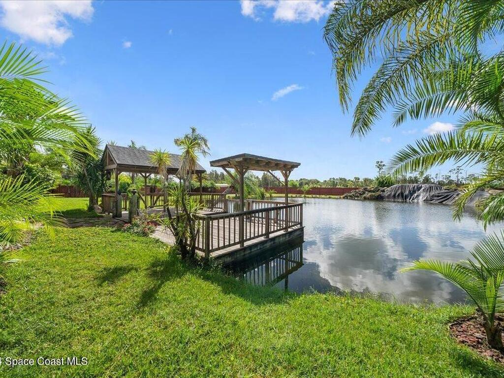 1855 Plantation Circle, Palm Bay, FL 32909