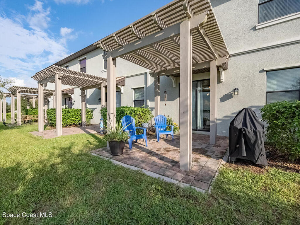 8531 Zoeller Hills Drive, Davenport, FL 33896