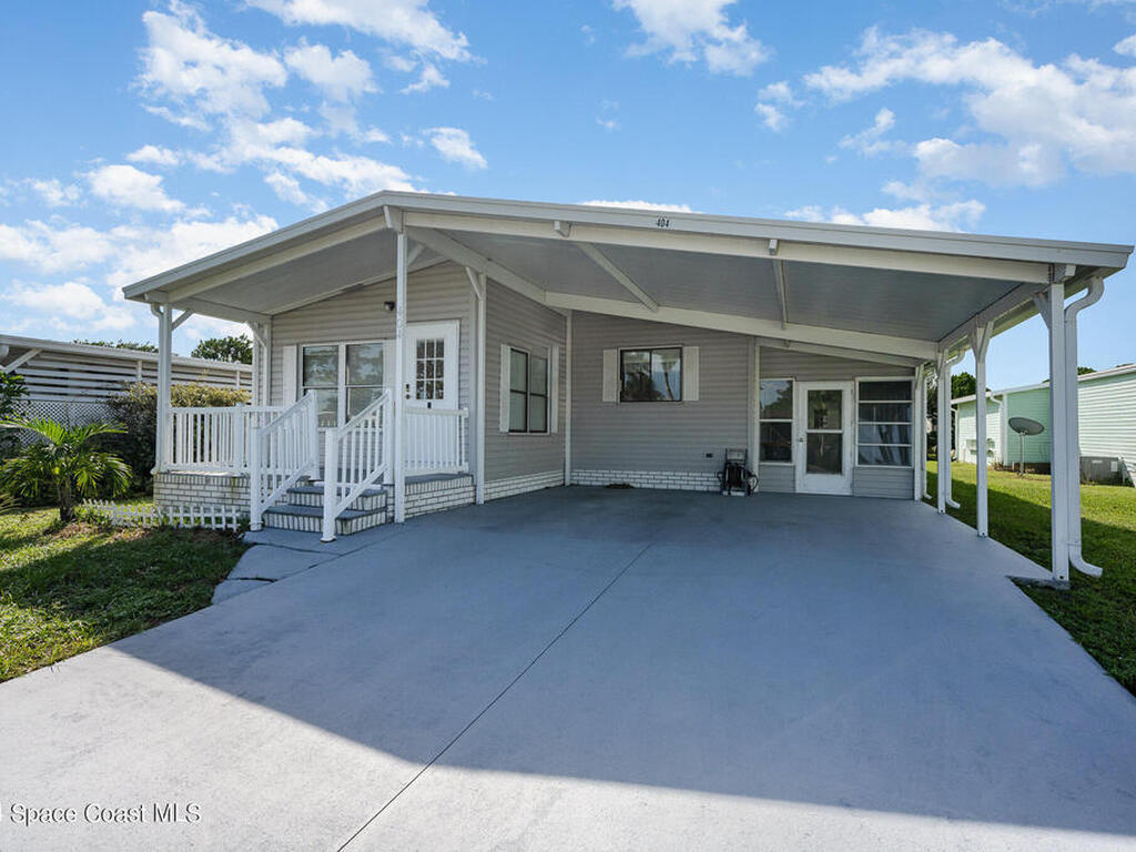 404 Egret Circle, Barefoot Bay, FL 32976