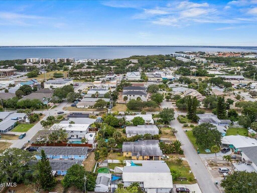 215 Jefferson Avenue, Cape Canaveral, FL 32920