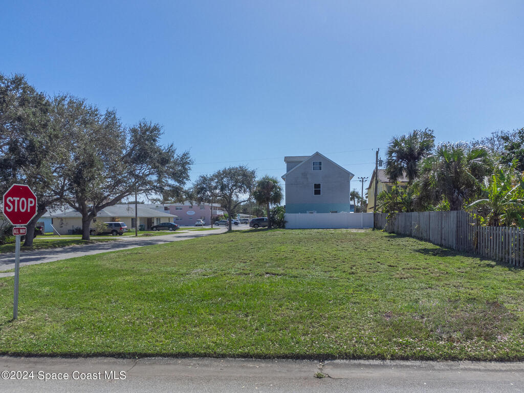 337 Madison Avenue, Cape Canaveral, FL 32920