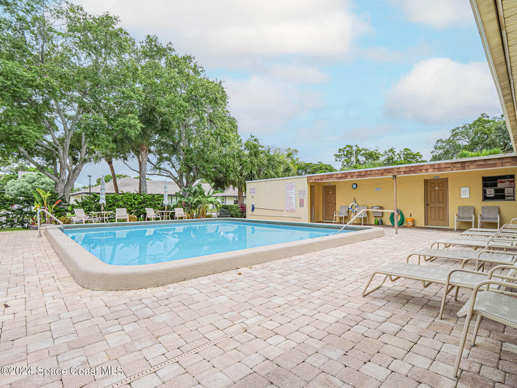 400 18th Street, Vero Beach, FL 32960