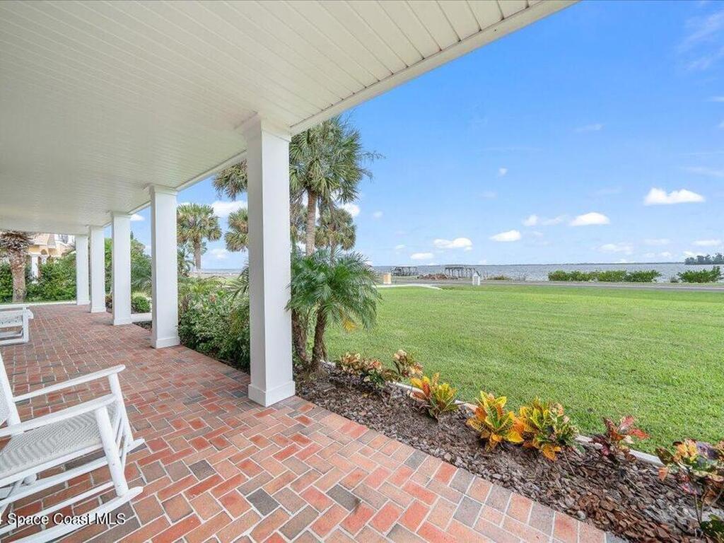 2420 Rocky Point Road, Malabar, FL 32950