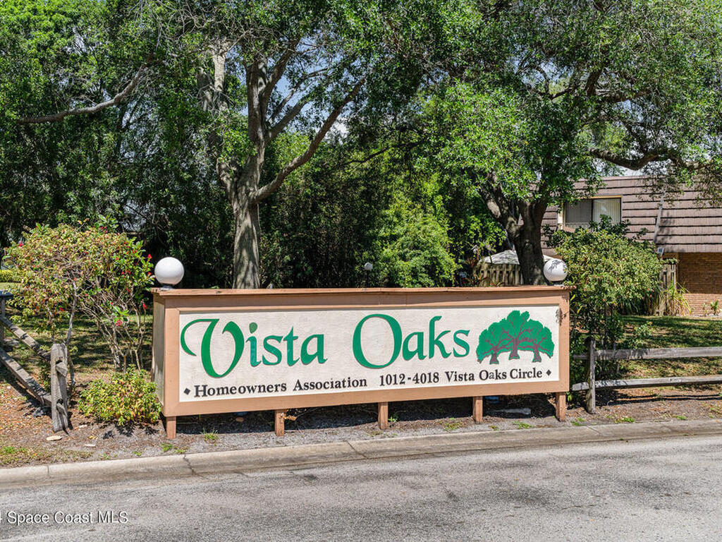 3816 Vista Oaks Circle, Palm Bay, FL 32905