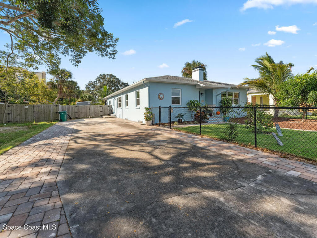 607 E Fee Avenue, Melbourne, FL 32901