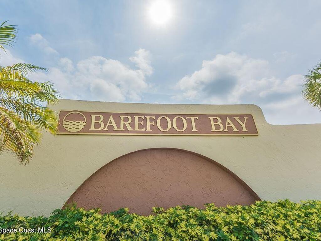 618 Hyacinth Circle, Barefoot Bay, FL 32976