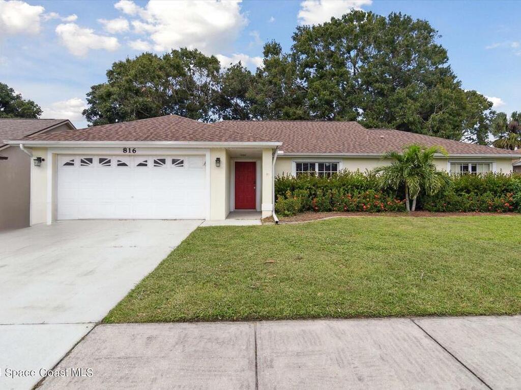 816 Hunters Creek Drive, Melbourne, FL 32904