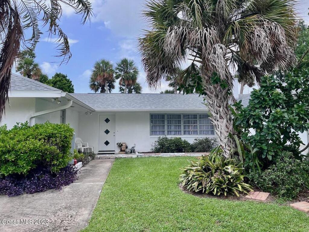 10620 S Tropical Trail, Merritt Island, FL 32952