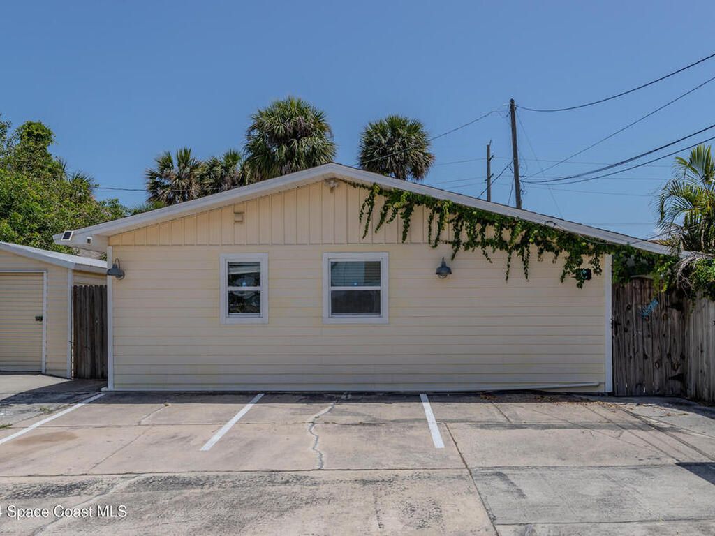 2013 Guava Avenue, Melbourne, FL 32935