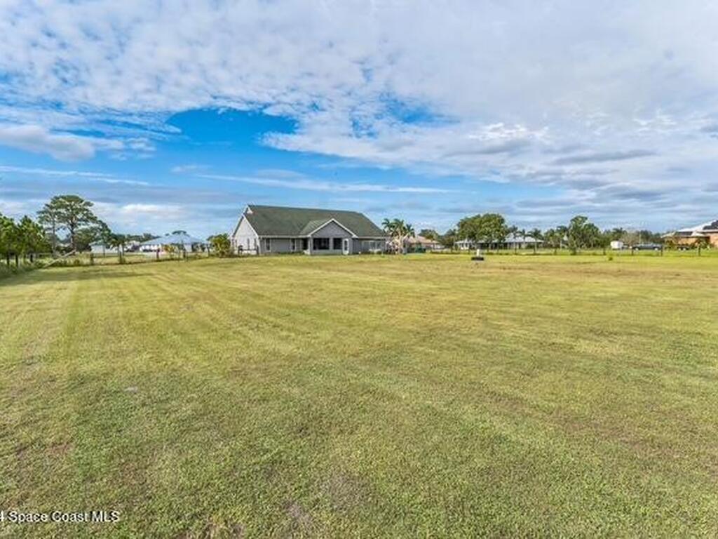 2511 NE 60, Okeechobee, FL 34972