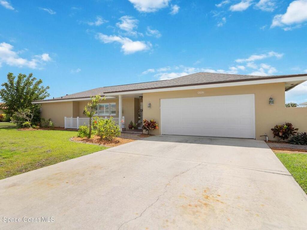 442 Saint Lucia Court, Satellite Beach, FL 32937