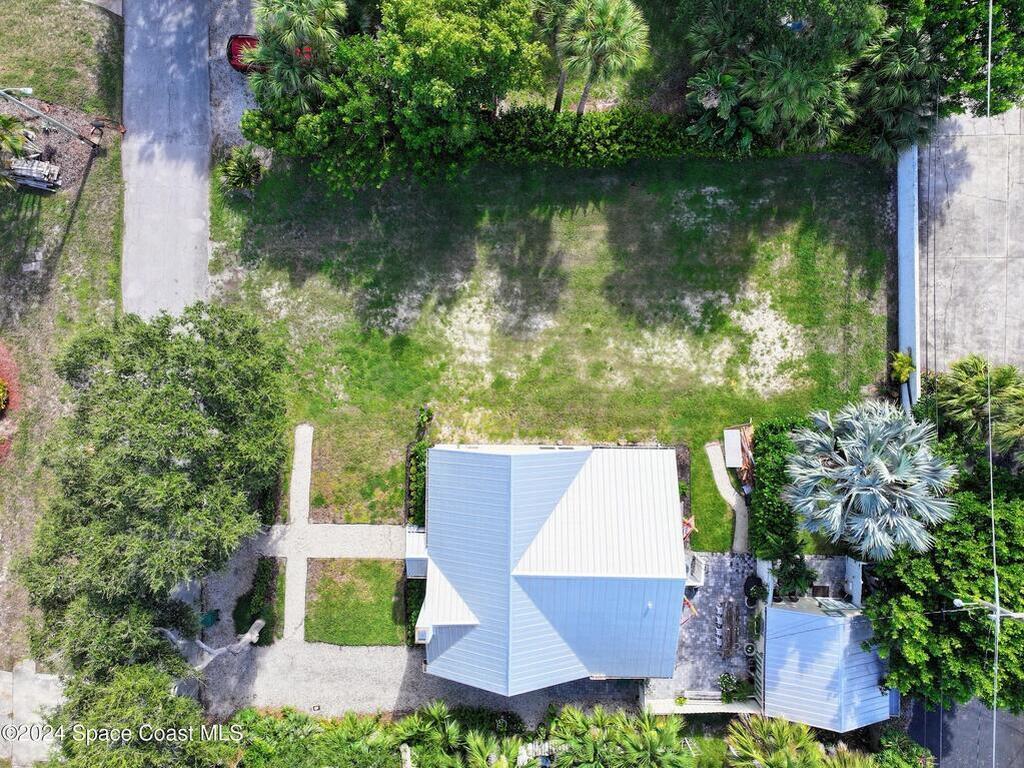 441 3rd Avenue, Indialantic, FL 32903