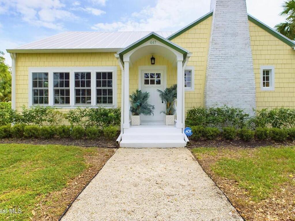 441 3rd Avenue, Indialantic, FL 32903