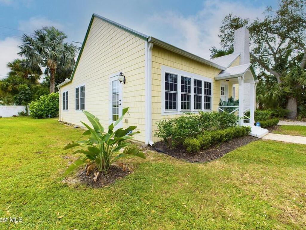 441 3rd Avenue, Indialantic, FL 32903