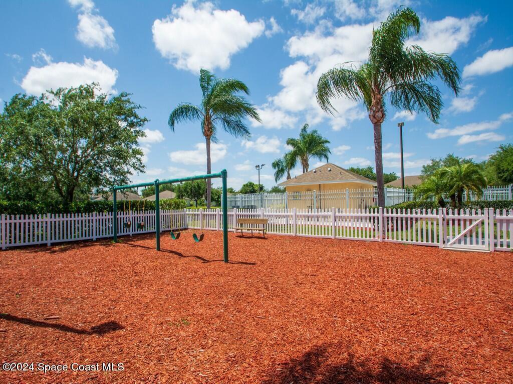 1097 W 13th Square, Vero Beach, FL 32960