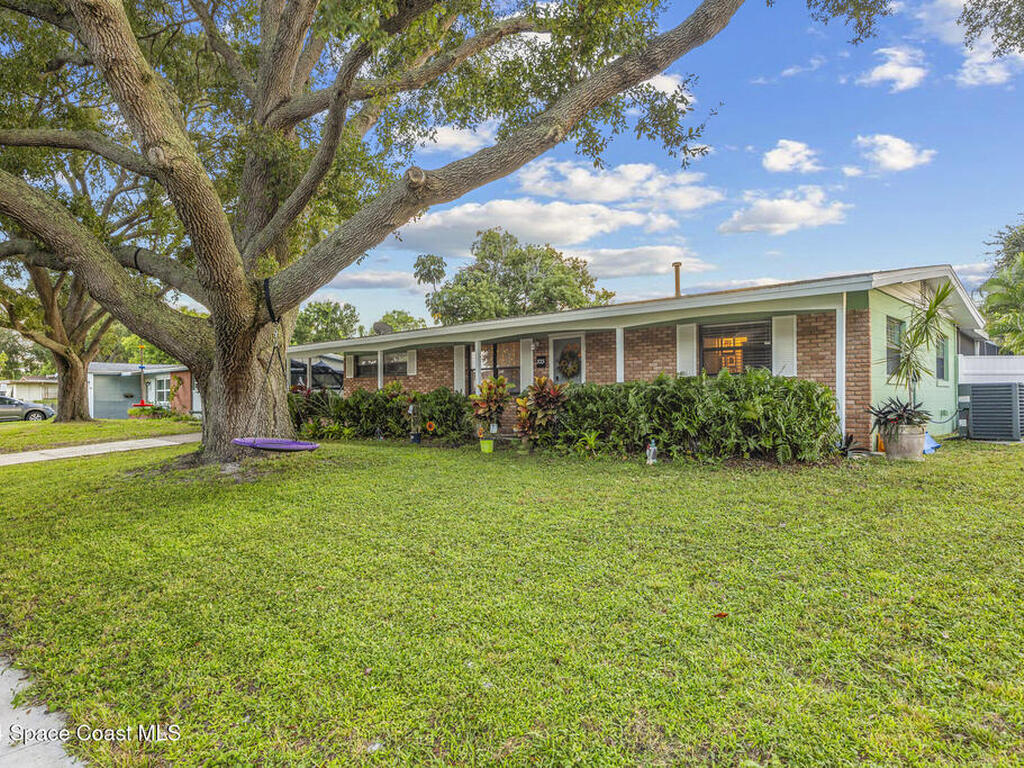 325 Jamaica Drive, Merritt Island, FL 32952