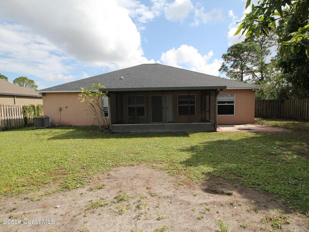 2538 Fleming Avenue, Palm Bay, FL 32908