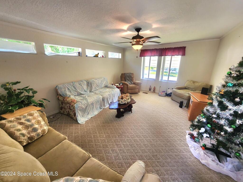 1011 Laurel Court, Palm Bay, FL 32907