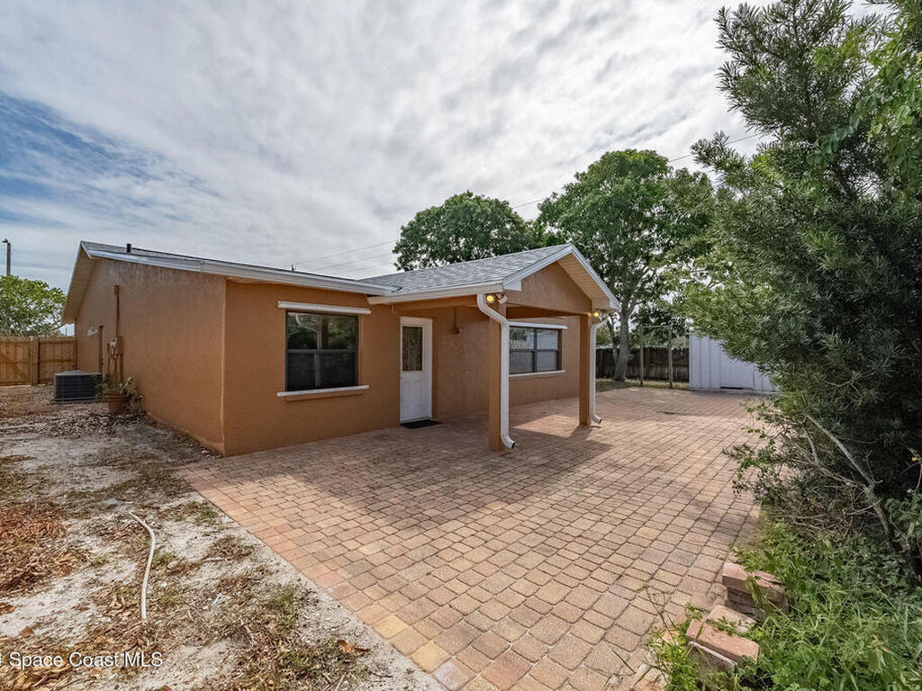 2751 College View Drive, Melbourne, FL 32935