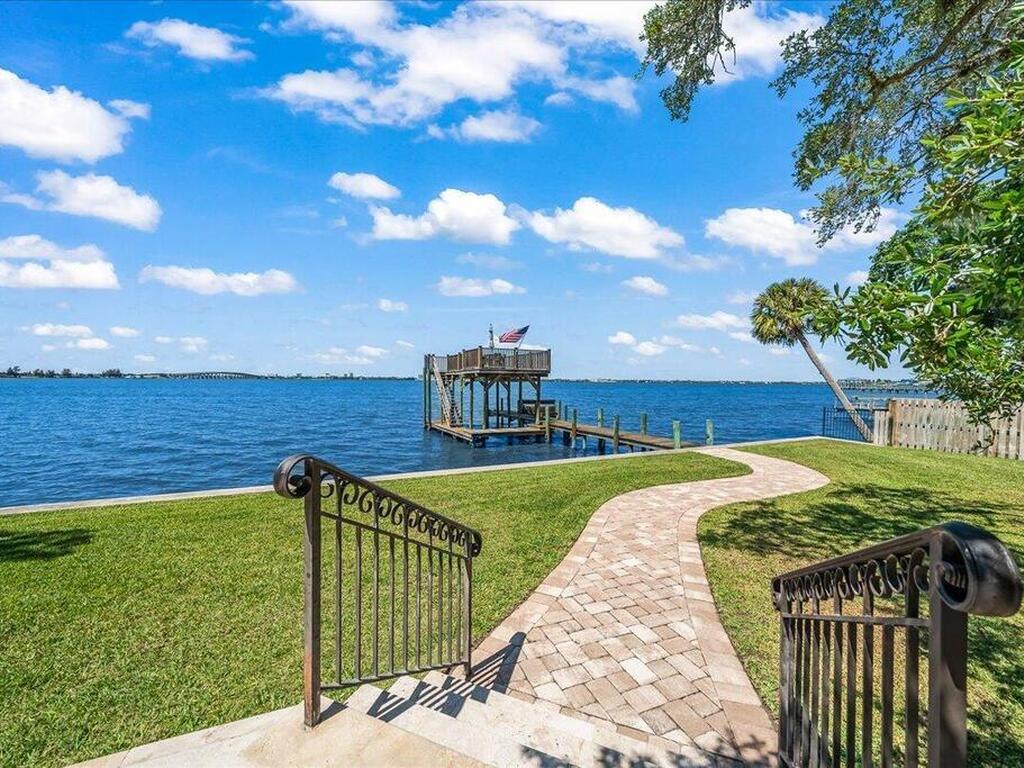 808 N Riverside Drive, Indialantic, FL 32903