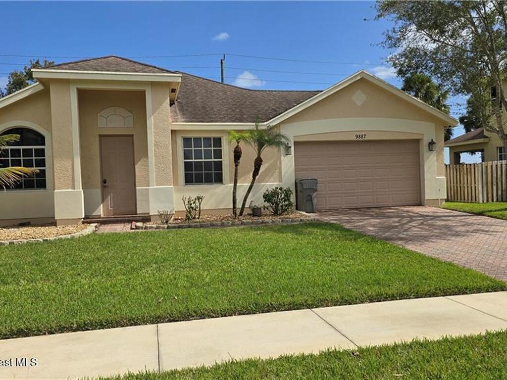 9887 E Verona Circle, Vero Beach, FL 32966