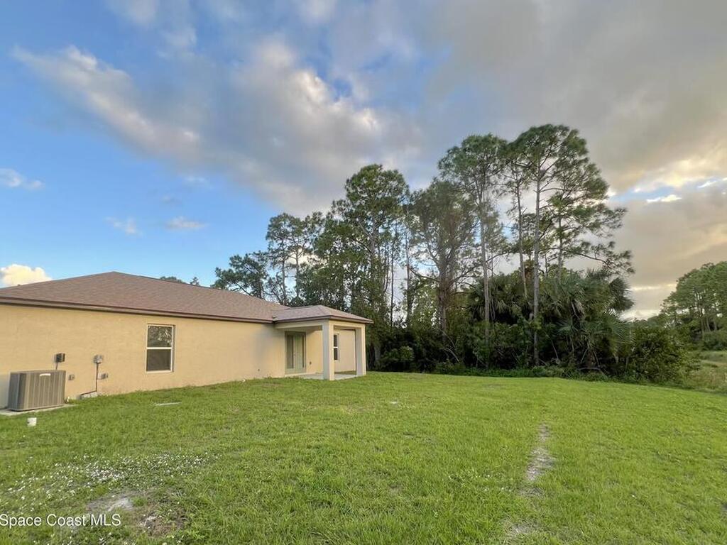 960 Happiness Avenue, Palm Bay, FL 32908