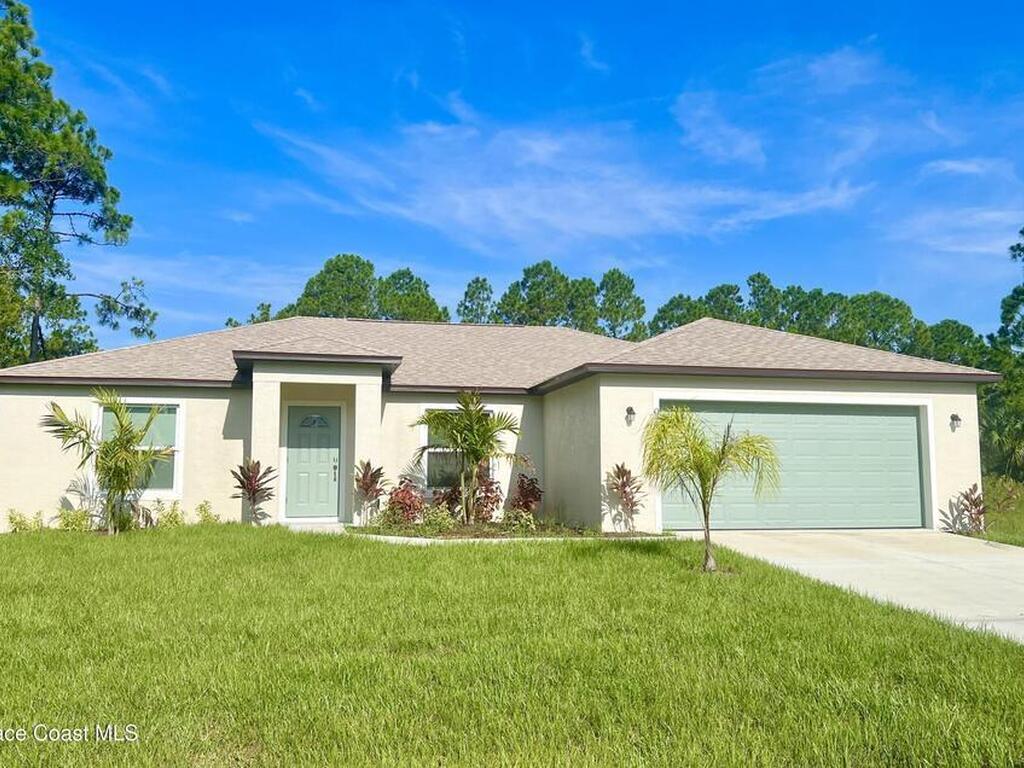 960 Happiness Avenue, Palm Bay, FL 32908