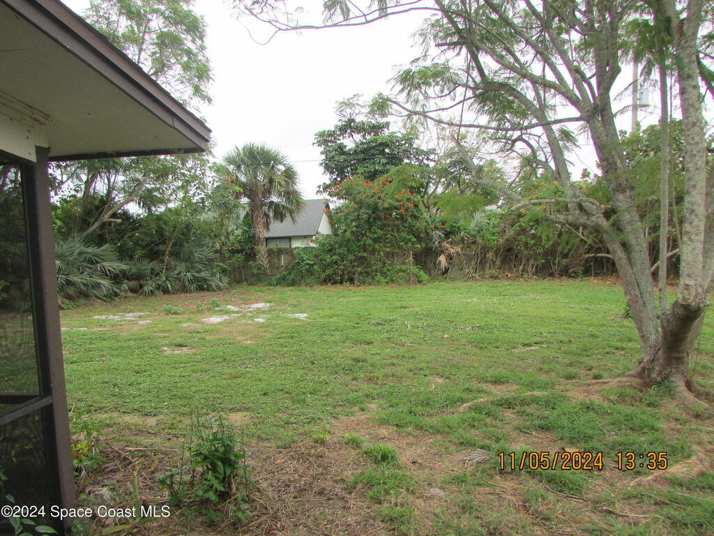 935 5th Place, Vero Beach, FL 32962