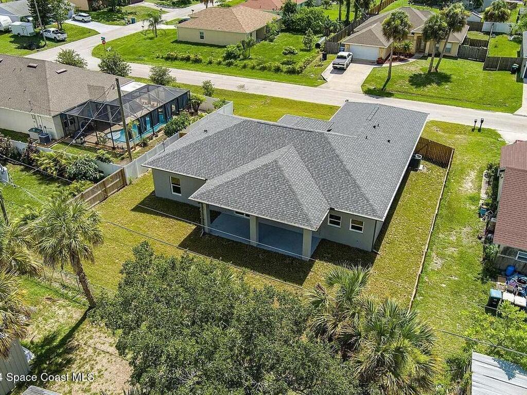 588 Arcadia Avenue, Palm Bay, FL 32907