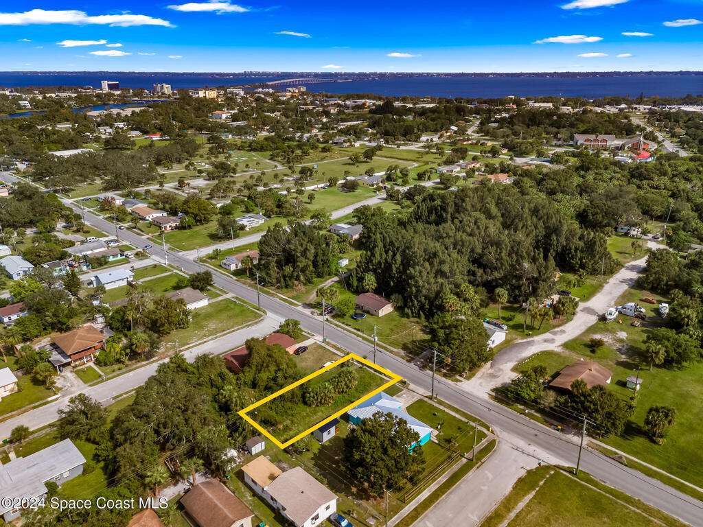 2816 S Grant Street, Melbourne, FL 32901