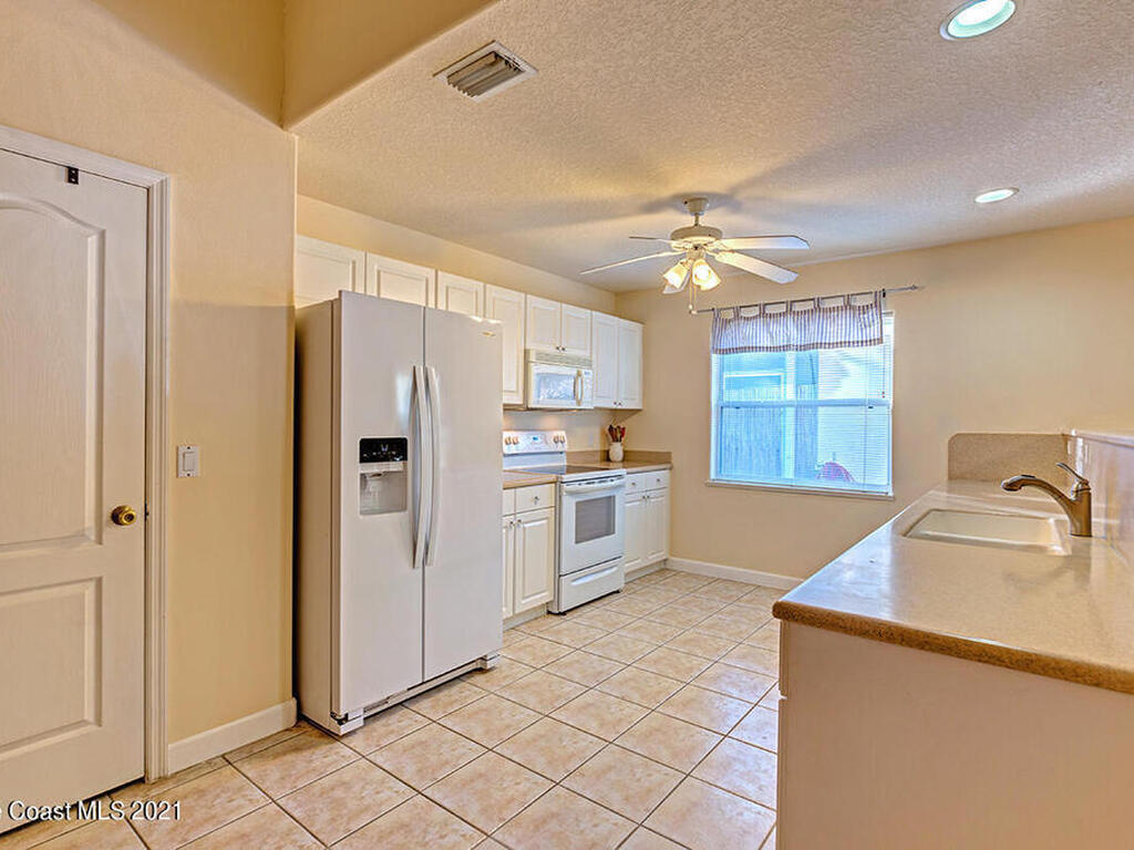 915 Limerick Drive, Merritt Island, FL 32953