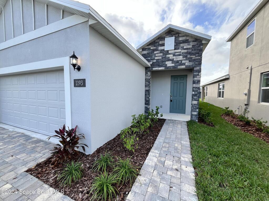 1193 Canfield Circle, Palm Bay, FL 32909