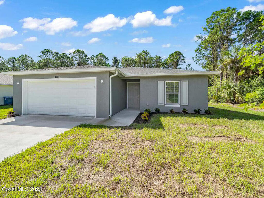 462 Ganley Street, Palm Bay, FL 32908