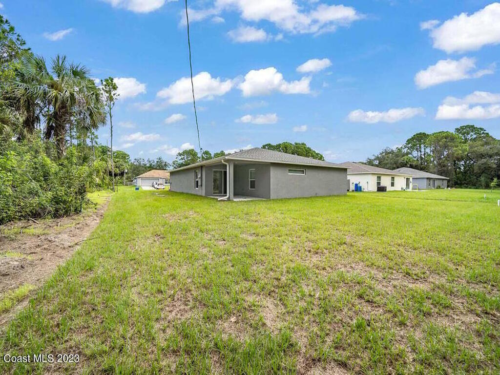 462 Ganley Street, Palm Bay, FL 32908