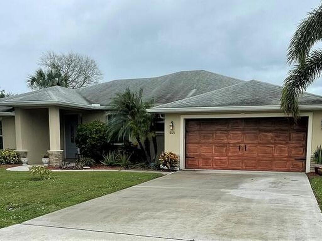 545 Castana Avenue, Palm Bay, FL 32909