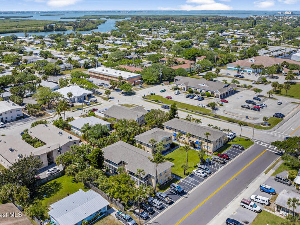 380 N Brevard Avenue, Cocoa Beach, FL 32931