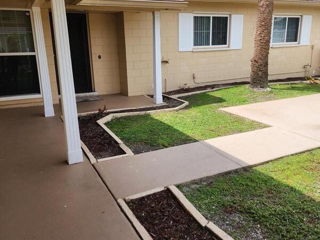 425 Sundoro Court, Merritt Island, FL 32953