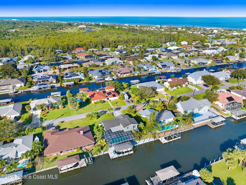 379 Hiawatha Way, Melbourne Beach, FL 32951