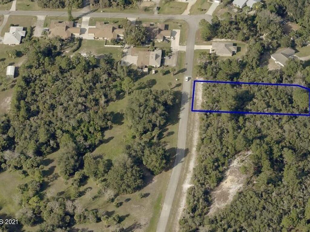 6221 Horseshoe Avenue, Titusville, FL 32780