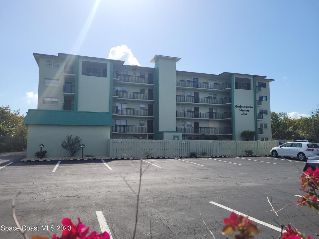 1251 S Atlantic Avenue, Cocoa Beach, FL 32931