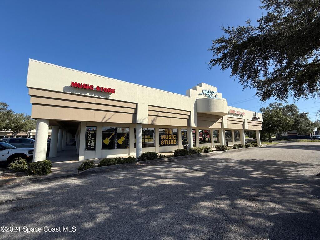 3006 W New Haven Avenue, West Melbourne, FL 32904