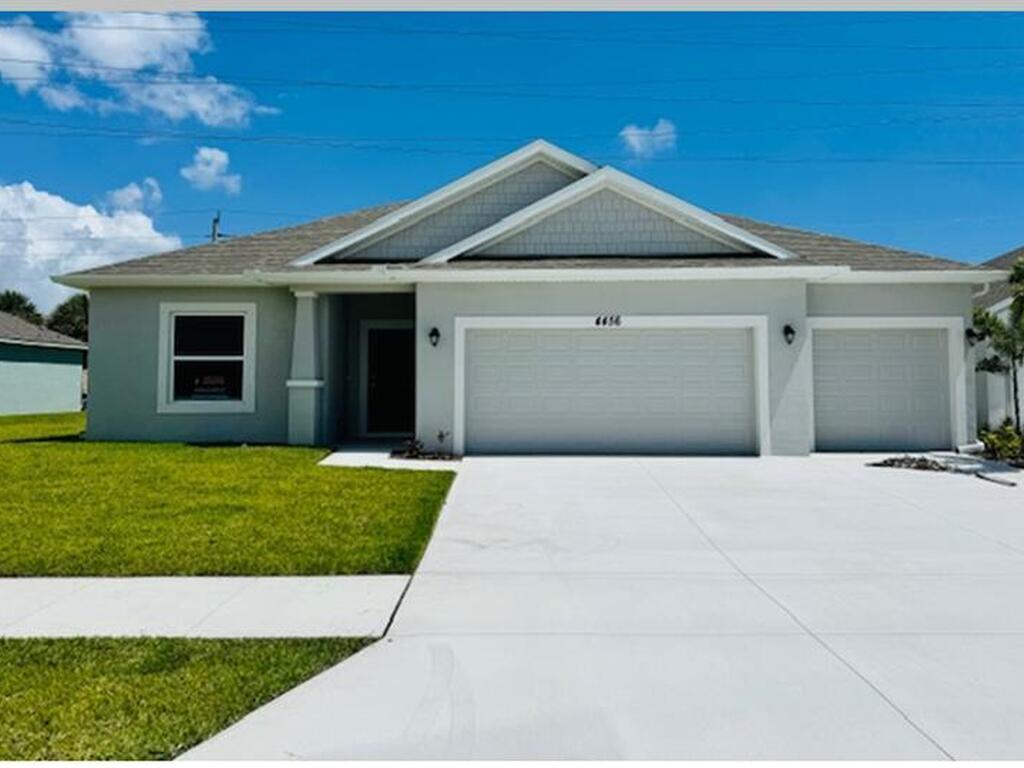 4456 Kelsey Lane, Micco, FL 32976