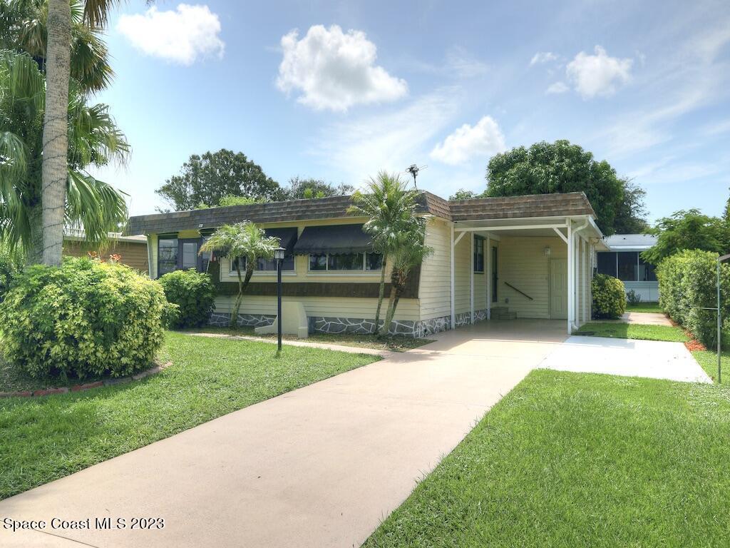 925 Barefoot Boulevard, Barefoot Bay, FL 32976