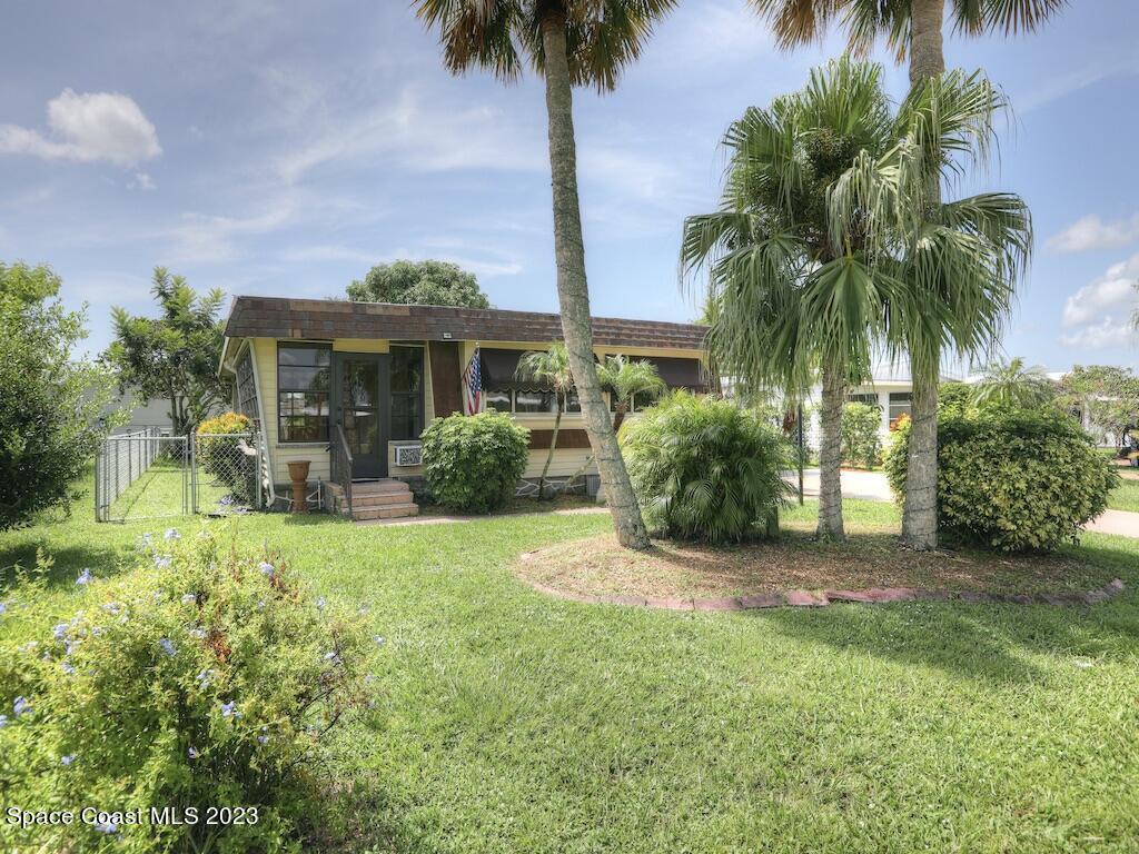 925 Barefoot Boulevard, Barefoot Bay, FL 32976