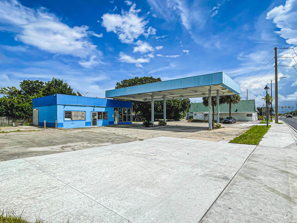 429 & 427 S Babcock Street, Melbourne, FL 32901