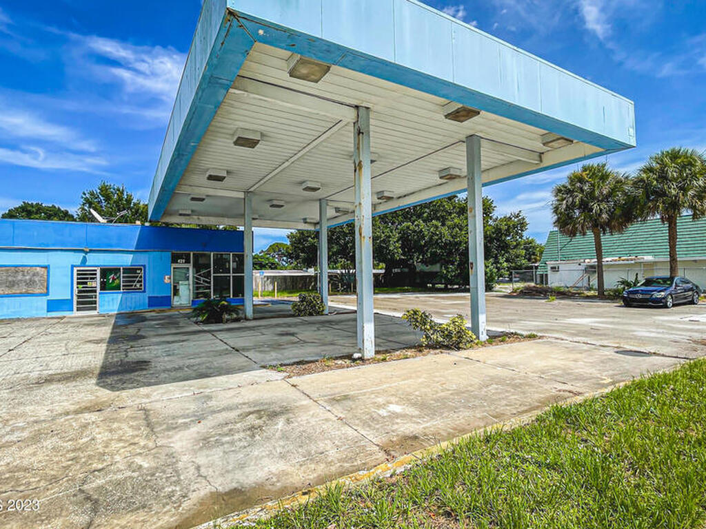 429 & 427 S Babcock Street, Melbourne, FL 32901