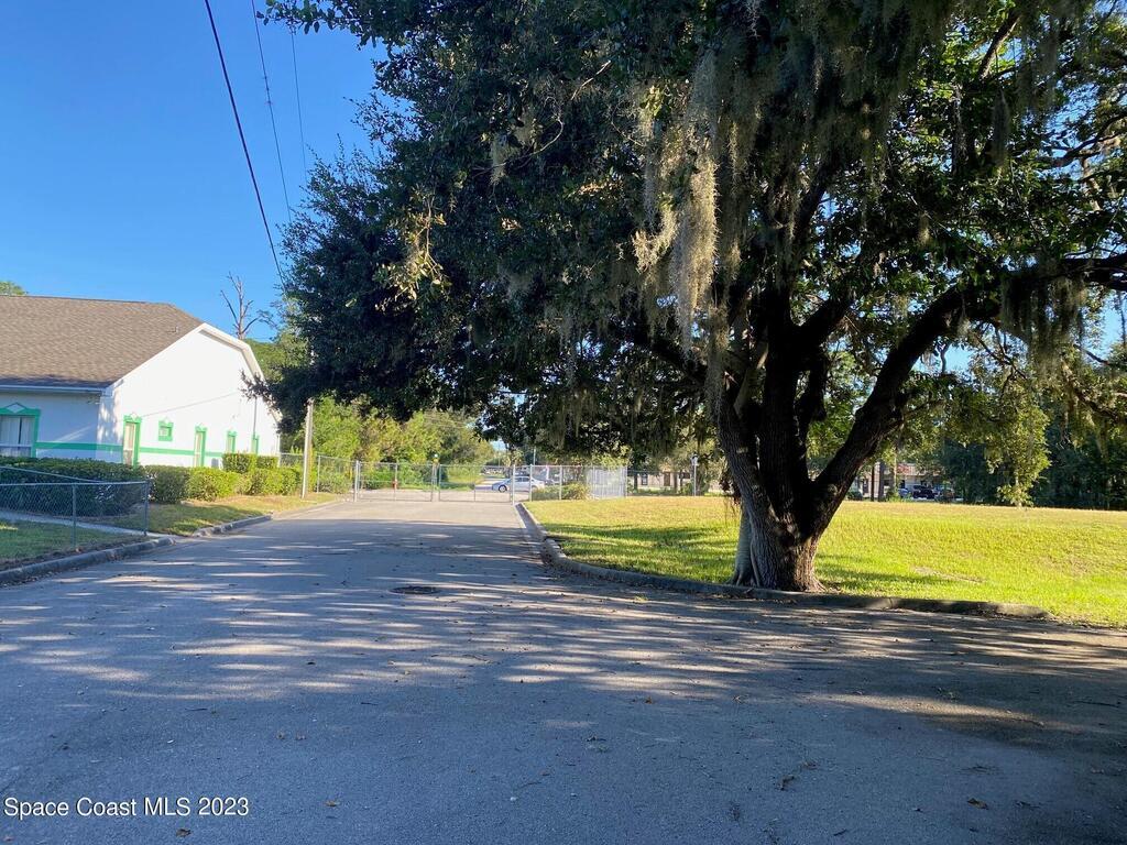 9065 Ellis Road, West Melbourne, FL 32904