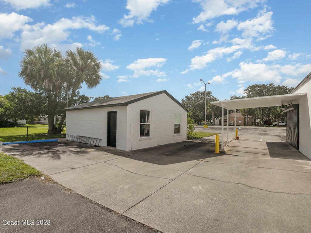 211 Nieman Avenue, Melbourne, FL 32901