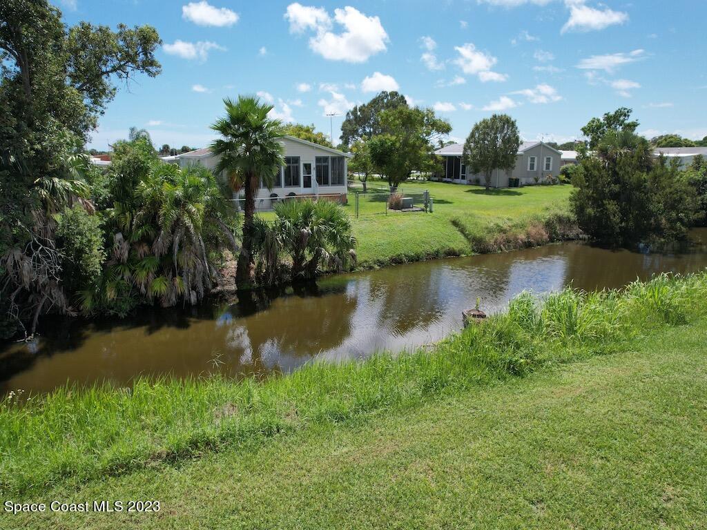 1112 Navajo Drive, Barefoot Bay, FL 32976