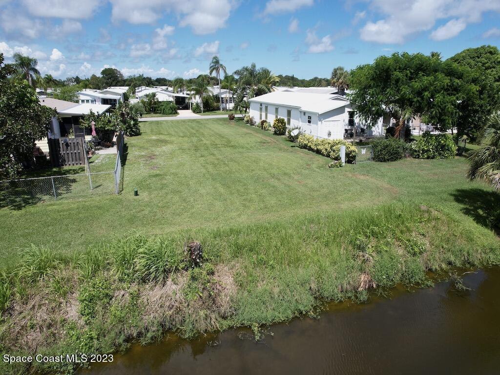 1112 Navajo Drive, Barefoot Bay, FL 32976